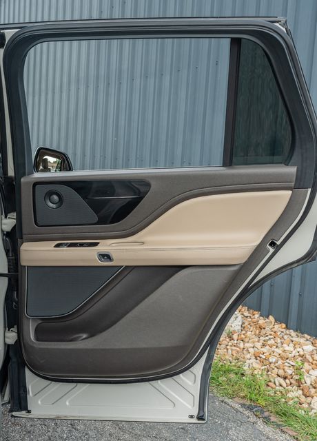 2021 Lincoln Aviator Reserve AWD / REGULAR OIL CHANGES / 1-OWNER | Austin, TX | Rocky Mountain Truck Stop Austin 2021 Lincoln Aviator Reserve AWD / REGULAR OIL CHANGES / 1-OWNER | Austin, TX | Rocky Mountain Truck Stop Austin