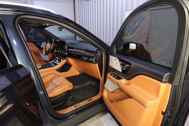 2021 Lincoln Aviator Black Label AWD 4dr SUV