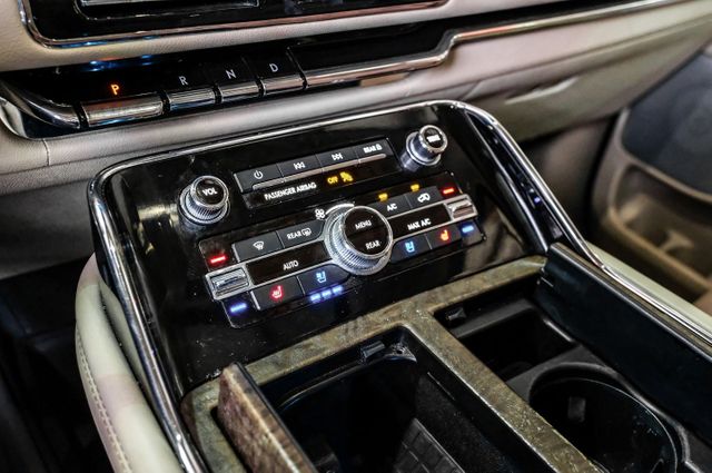 2021 Lincoln Navigator L Reserve | Addison, TX | Mr Car Guys