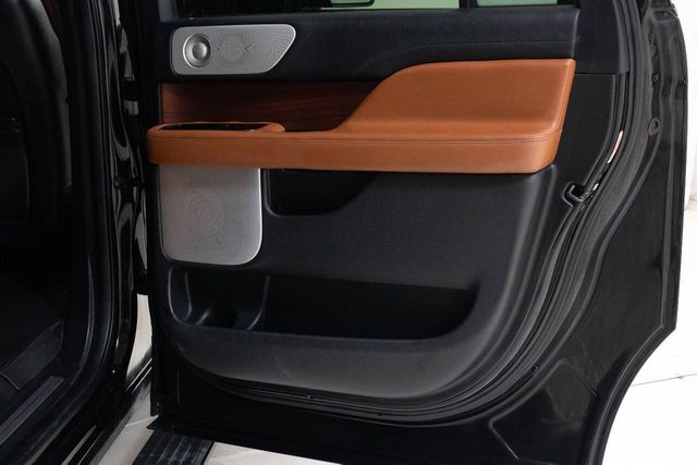 2021 Lincoln Navigator L Reserve | Houston, TX | Houston Auto Credit 2021 Lincoln Navigator L Reserve | Houston, TX | Houston Auto Credit