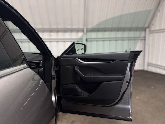 2021 Maserati LEVANTE S 2021 Maserati LEVANTE S