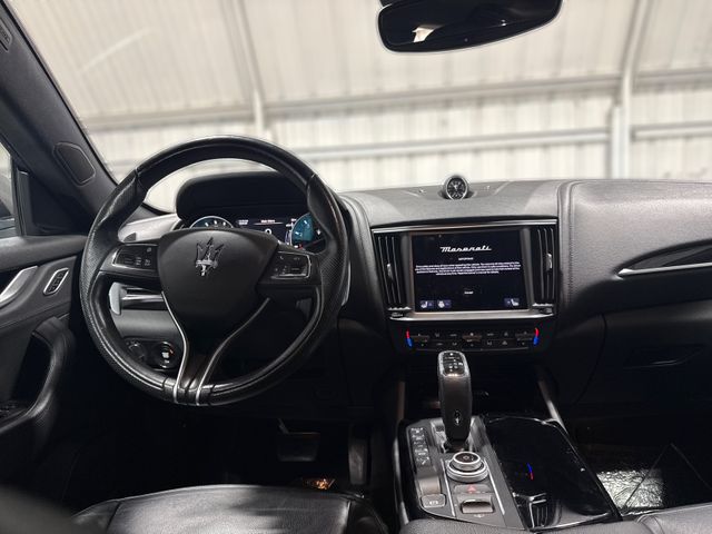 2021 Maserati LEVANTE S 2021 Maserati LEVANTE S