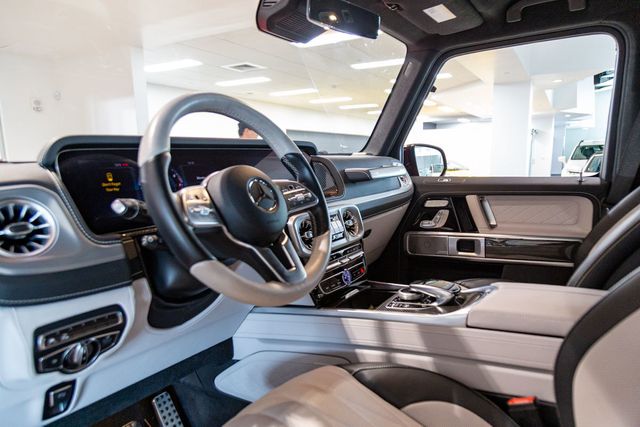 2021 Mercedes-Benz G 550 MANUFAKTUR (Edition 550) only 200 built AMG Line/Night Pkg II/MANUFAKTUR Inter/AMG Carbon 