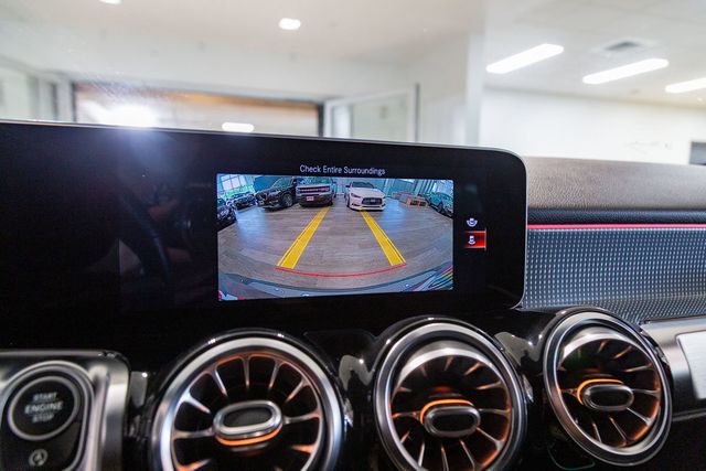 2021 Mercedes-Benz GLB 250