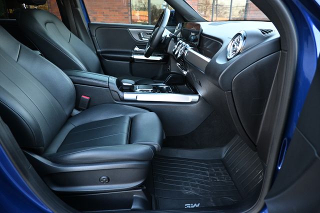 2021 Mercedes-Benz GLB 250