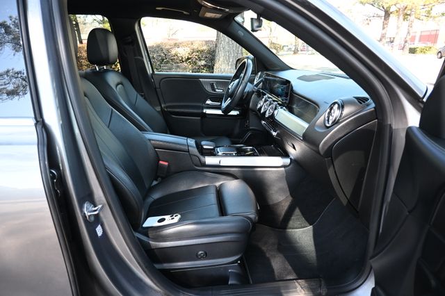 2021 Mercedes-Benz GLB 250