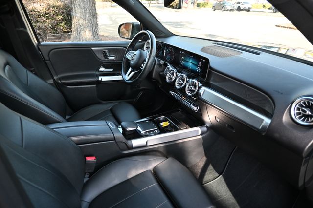 2021 Mercedes-Benz GLB 250