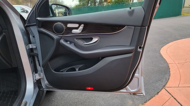 2021 Mercedes-Benz GLC 300 4MATIC