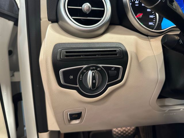 2021 Mercedes-Benz GLC GLC 300 | Irving, Texas | Hopper Motorplex 2021 Mercedes-Benz GLC GLC 300 | Irving, Texas | Hopper Motorplex