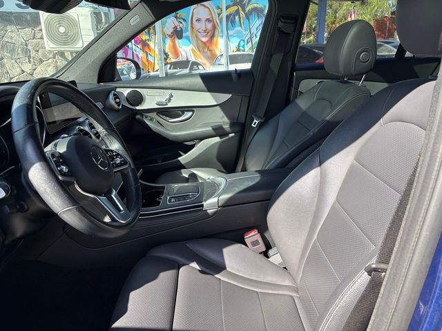 2021 Mercedes-Benz GLC 300