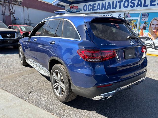2021 Mercedes-Benz GLC 300
