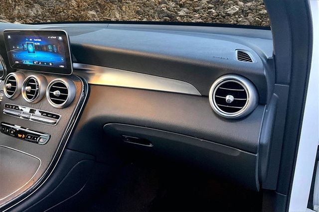 2021 Mercedes-Benz GLC 300 4MATIC