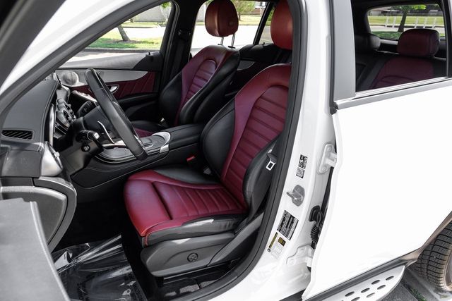 2021 Mercedes-Benz GLC AMG 43 2021 Mercedes-Benz GLC AMG 43