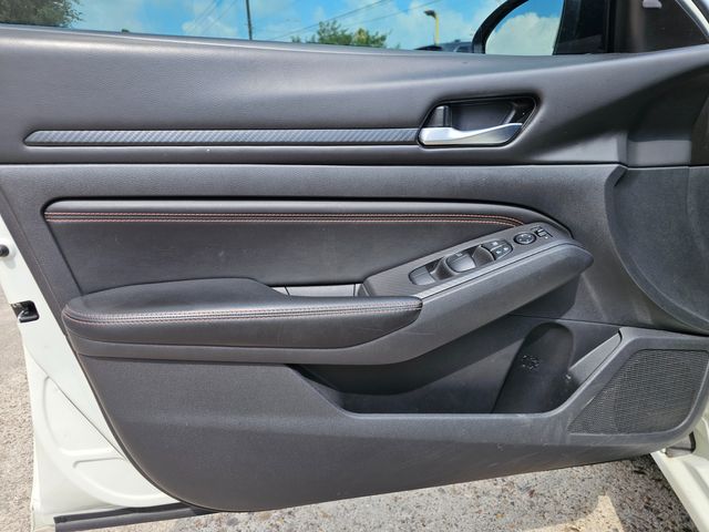 2021 Nissan Altima 2.5 SR | Brownsville TX | English Motors 2021 Nissan Altima 2.5 SR | Brownsville TX | English Motors