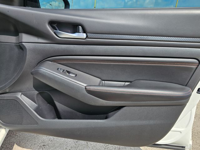 2021 Nissan Altima 2.5 SR | Brownsville TX | English Motors 2021 Nissan Altima 2.5 SR | Brownsville TX | English Motors