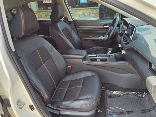 2021 Nissan Altima 2.5 SR | Brownsville TX | English Motors 2021 Nissan Altima 2.5 SR | Brownsville TX | English Motors