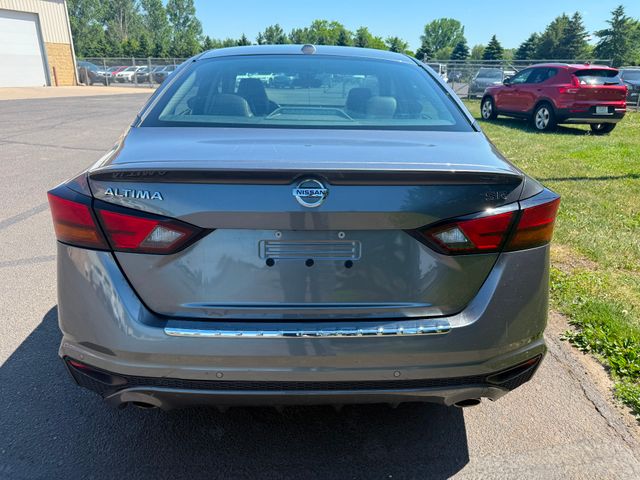 2021 Nissan Altima 2.5 SR