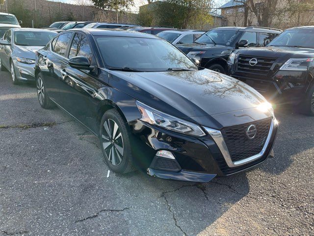 2021 Nissan Altima 2.5 SV