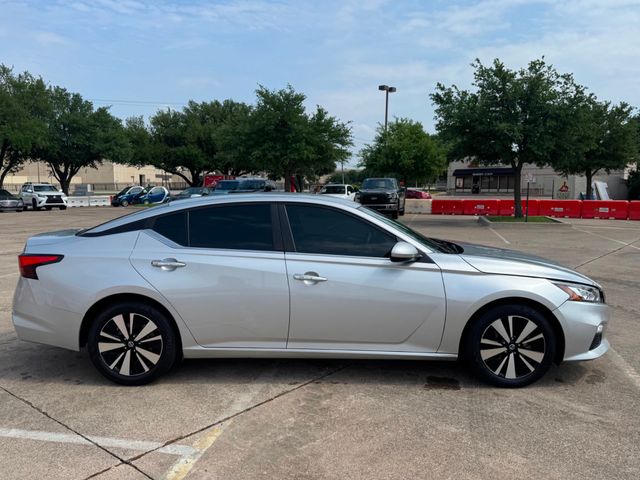 2021 Nissan Altima 2.5 SV | Plano, TX | Schneck Motor Company 2021 Nissan Altima 2.5 SV | Plano, TX | Schneck Motor Company