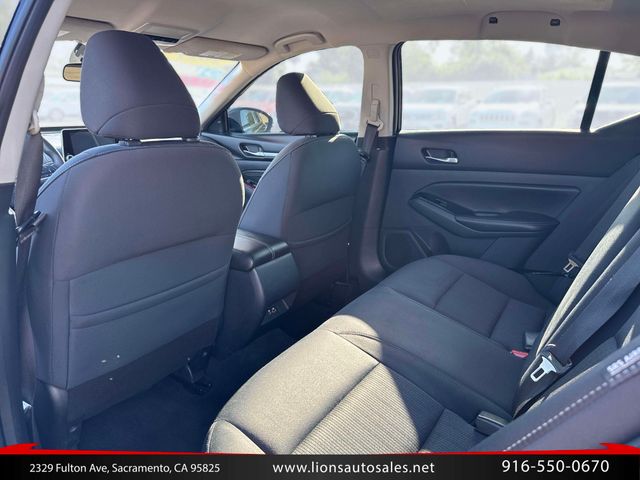 2021 Nissan Altima 2.5 SV