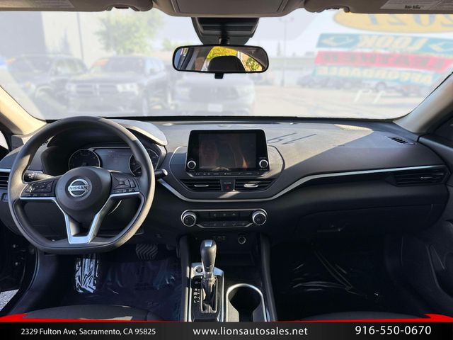 2021 Nissan Altima 2.5 SV