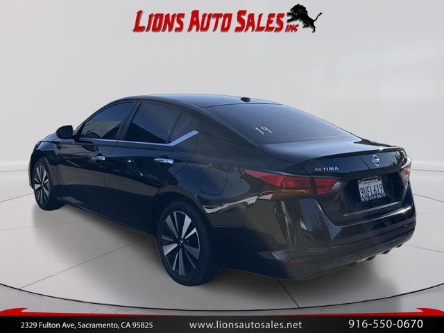 2021 Nissan Altima 2.5 SV