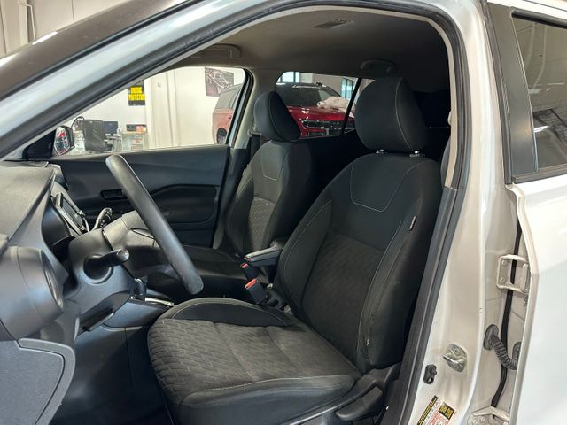 2021 Nissan Kicks S | Irving, Texas | Hopper Motorplex