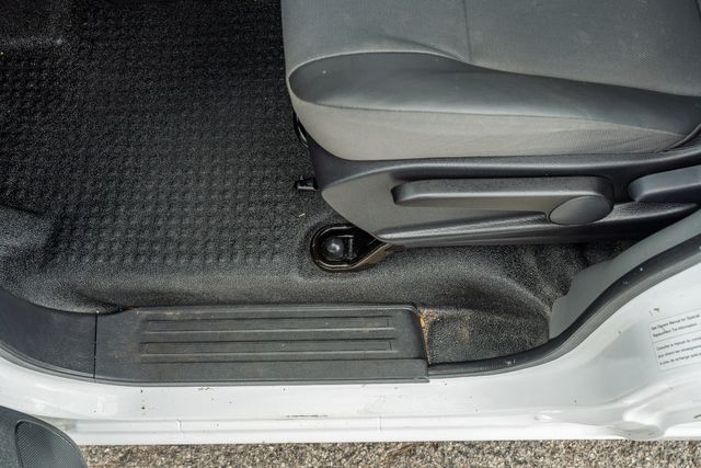 2021 Nissan NV200 SV / CARGO MINI VAN / CLEAN CARFAX 1-OWNER | Austin, TX | Rocky Mountain Truck Stop Austin