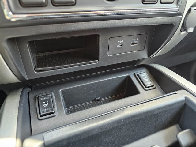 2021 Nissan Titan Crew Cab SV 4x2 | Brownsville TX | English Motors 2021 Nissan Titan Crew Cab SV 4x2 | Brownsville TX | English Motors