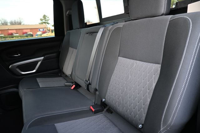 2021 Nissan Titan SV