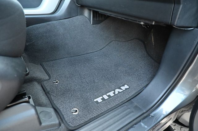 2021 Nissan Titan SV