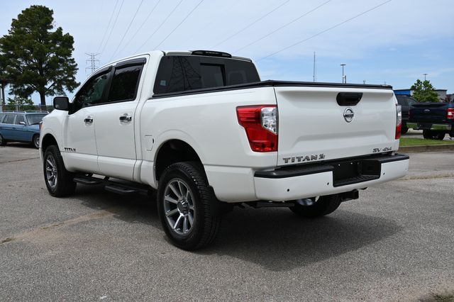 2021 Nissan Titan SV