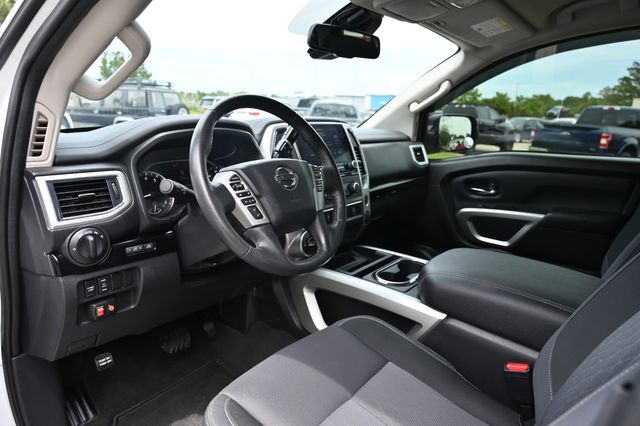 2021 Nissan Titan SV