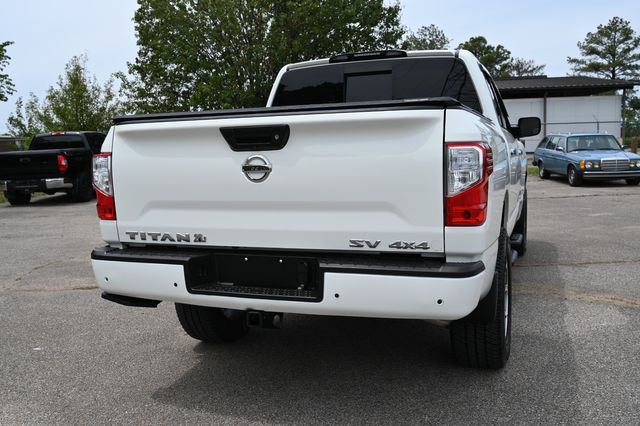 2021 Nissan Titan SV