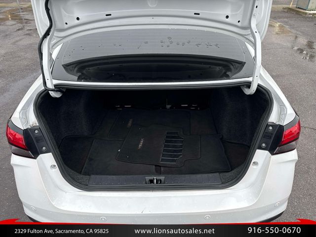 2021 Nissan Versa SV