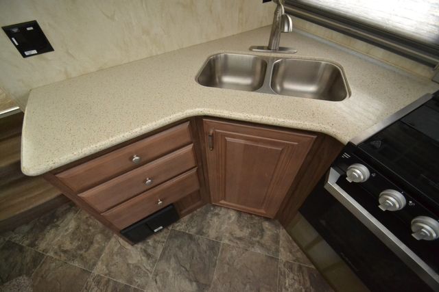 2021 Northwood Fox Mountain 265RDS