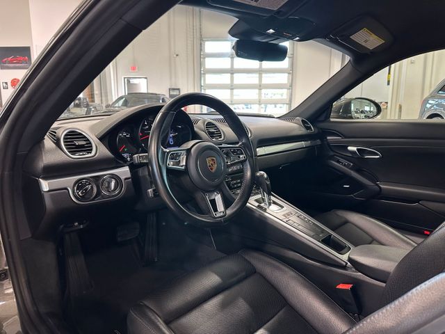 2021 Porsche 718 Cayman Base Premium Package | Irving, Texas | Hopper Motorplex 2021 Porsche 718 Cayman Base Premium Package | Irving, Texas | Hopper Motorplex