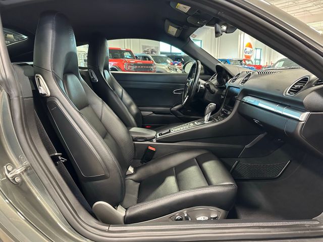 2021 Porsche 718 Cayman Base Premium Package | Irving, Texas | Hopper Motorplex 2021 Porsche 718 Cayman Base Premium Package | Irving, Texas | Hopper Motorplex