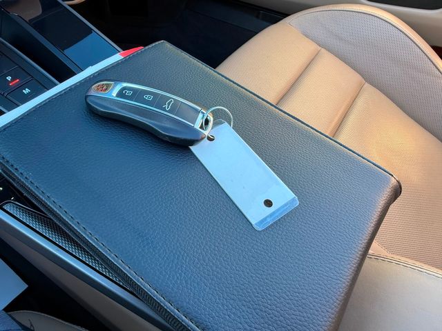 2021 Porsche 911 911 CABRIOLET PREMIUM EXEC MANUFAKTUR $141K NEW | Plant City, FL | psv5 DEMO - Bayshore Automotive