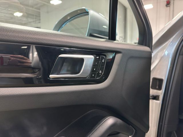 2021 Porsche Cayenne Coupe Base Premium Package | Irving, Texas | Hopper Motorplex 2021 Porsche Cayenne Coupe Base Premium Package | Irving, Texas | Hopper Motorplex