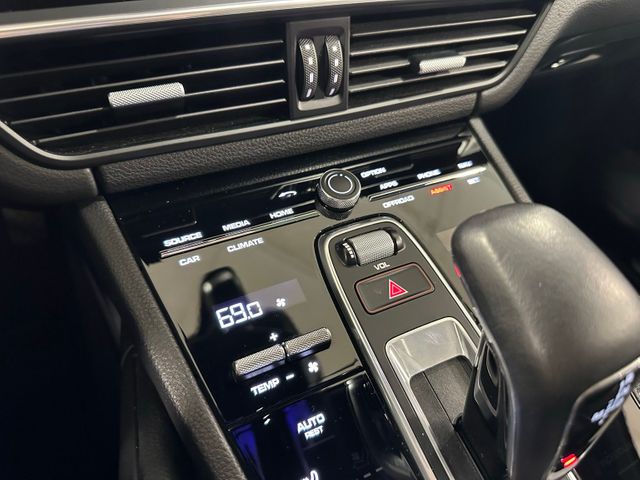 2021 Porsche Cayenne Coupe Base Premium Package | Irving, Texas | Hopper Motorplex 2021 Porsche Cayenne Coupe Base Premium Package | Irving, Texas | Hopper Motorplex