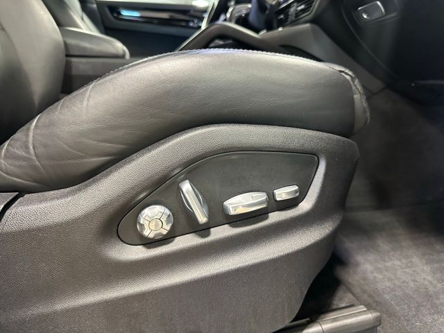 2021 Porsche Cayenne Coupe Base Premium Package | Irving, Texas | Hopper Motorplex