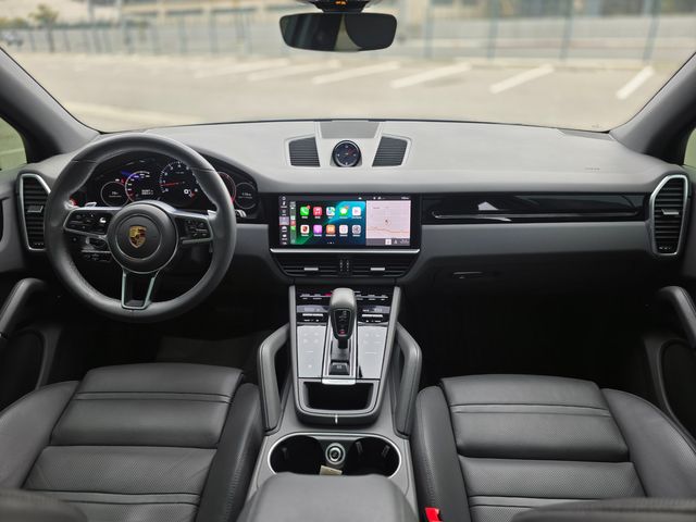 2021 Porsche Cayenne Base 2021 Porsche Cayenne Base