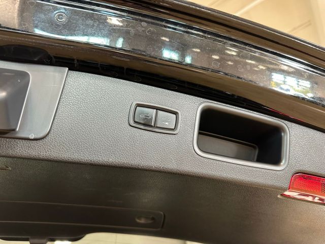 2021 Porsche Macan S AWD Premium Package Panoramic Roof | Irving, Texas | Hopper Motorplex 2021 Porsche Macan S AWD Premium Package Panoramic Roof | Irving, Texas | Hopper Motorplex