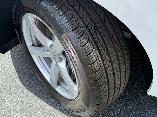 2021 Porsche Macan PORSCHE MACAN 6,000 ONE OWNER MILES CARFAX CERT | Plant City, FL | psv5 DEMO - Bayshore Automotive