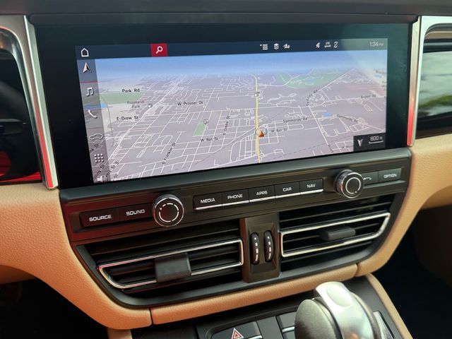 2021 Porsche Macan PORSCHE MACAN 6,000 ONE OWNER MILES CARFAX CERT | Plant City, FL | psv5 DEMO - Bayshore Automotive 2021 Porsche Macan PORSCHE MACAN 6,000 ONE OWNER MILES CARFAX CERT | Plant City, FL | psv5 DEMO - Bayshore Automotive