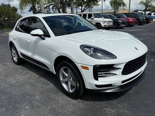 2021 Porsche Macan PORSCHE MACAN 6,000 ONE OWNER MILES CARFAX CERT | Plant City, FL | psv5 DEMO - Bayshore Automotive