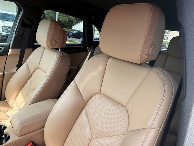 2021 Porsche Macan PORSCHE MACAN 6,000 ONE OWNER MILES CARFAX CERT | Plant City, FL | psv5 DEMO - Bayshore Automotive 2021 Porsche Macan PORSCHE MACAN 6,000 ONE OWNER MILES CARFAX CERT | Plant City, FL | psv5 DEMO - Bayshore Automotive