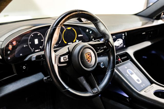 2021 Porsche Taycan Premium Pkg. PERFORMANCE BATTERY PLUS 22" Vossen | Dallas, TX | East Dallas Diesel 2021 Porsche Taycan Premium Pkg. PERFORMANCE BATTERY PLUS 22" Vossen | Dallas, TX | East Dallas Diesel