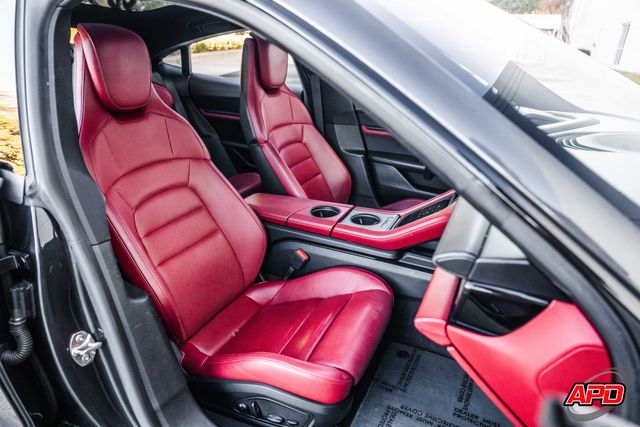 2021 Porsche Taycan 4S 2021 Porsche Taycan 4S